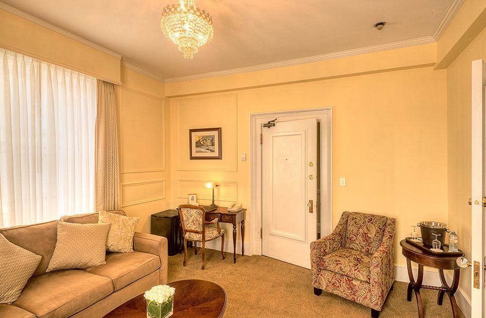 The Inn At The Union Club Of British Columbia فكتوريا المظهر الخارجي الصورة